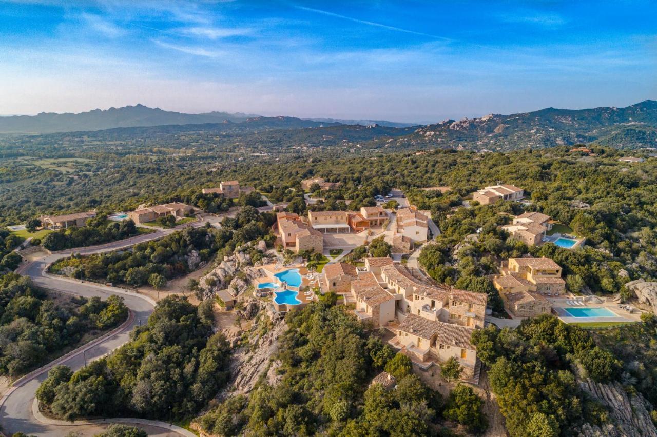 Borgo Smeraldo Arzachena Bagian luar foto